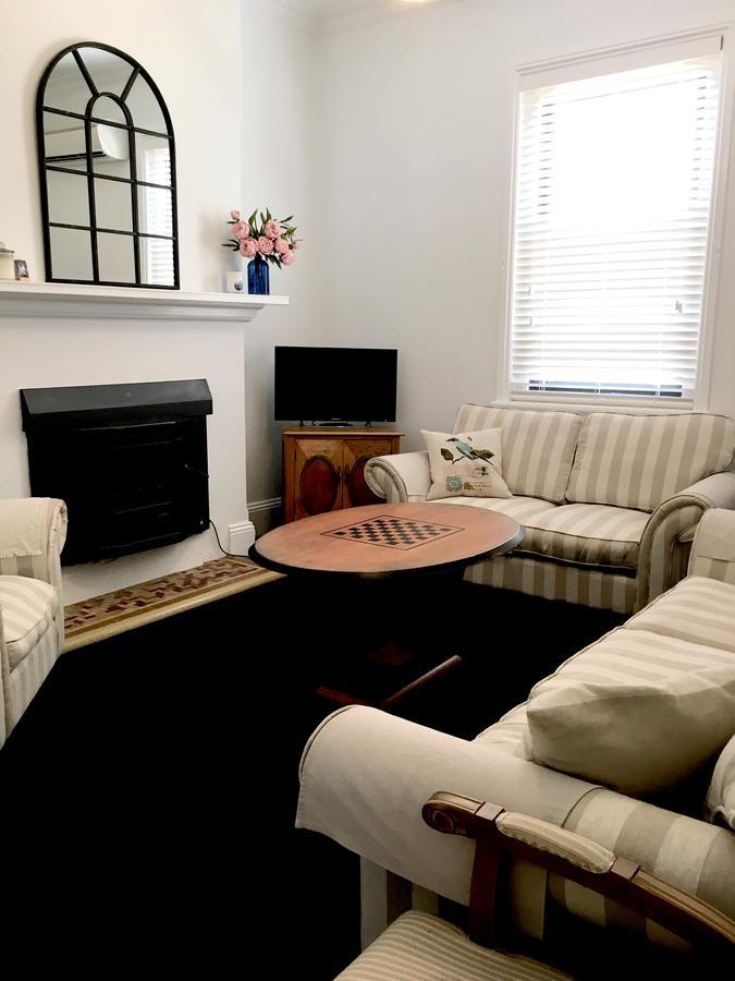 99 Hill Street Apartments Orange Luaran gambar